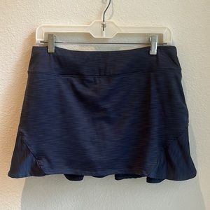 Lija navy blue heathered golf/tennis skirt/Workout Gently worn size Medium.